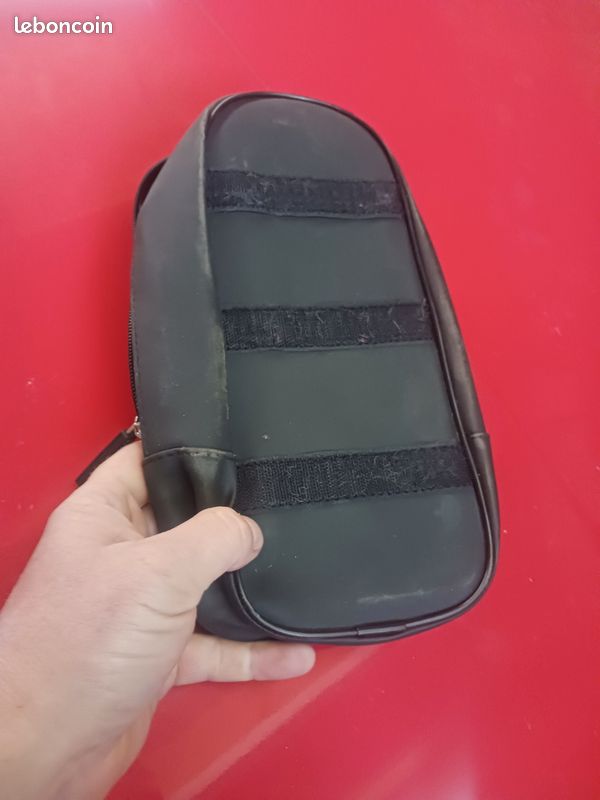 Sac De Coffre BIDON HUILE - Rangement Sécurisé Bidons 5L Voiture