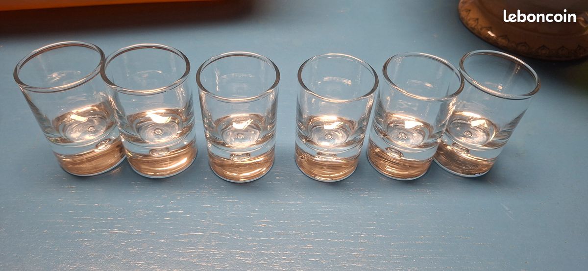 AOOTE Lot de 4 Verres à Shot en Forme de Crâne, Verres à Liqueur Tête de