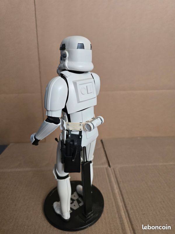 Star wars stormtrooper sideshow (image 4)