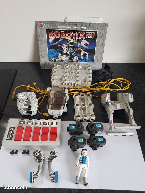 jeu vintage robotix mb xplore r750 mathtoys-51