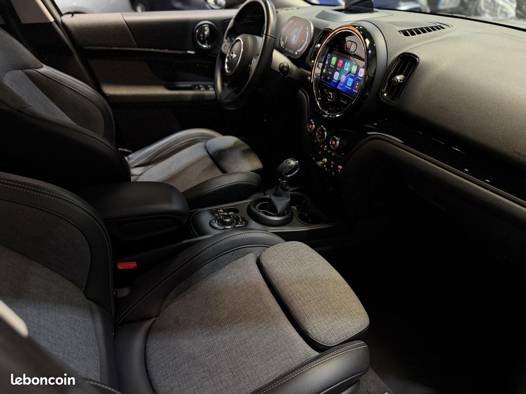 MINI COUNTRYMAN 1.5 Hybride 220 BVA F60 Cooper SE e-All4 Business DesigN - RÉVISÉ & GARANTIE 12 MO (image 28)