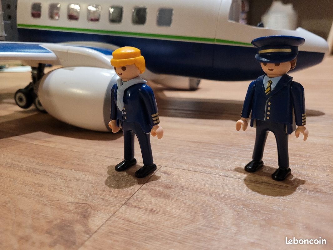 Avion playmobil grand modèle + tour de contrôle (image 3)