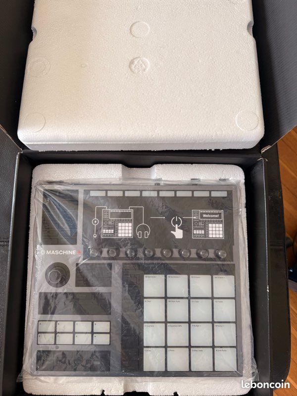 NATIVE INSTRUMENTS Maschine Plus (image 1)