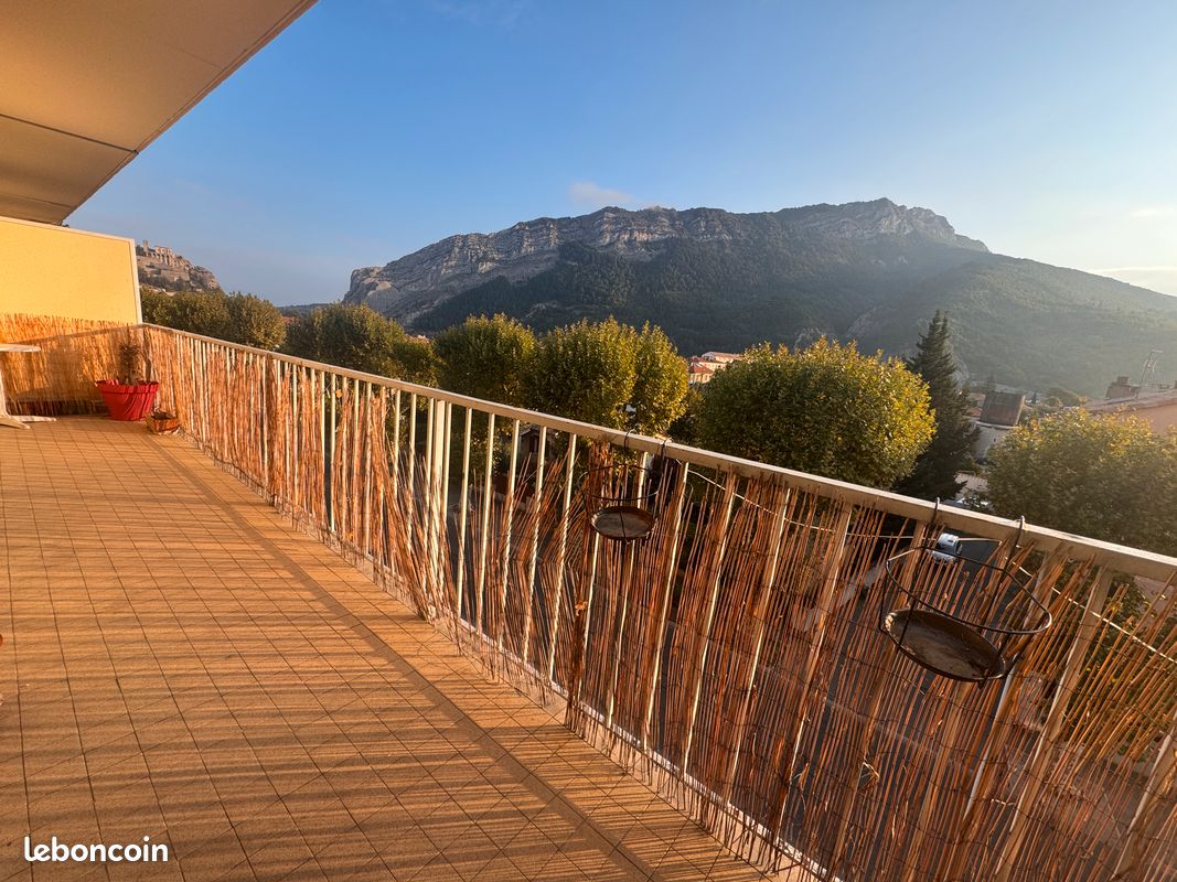 Appartement 3 pièces 64 m² · à Sisteron · 64 m² · 700 €/mois