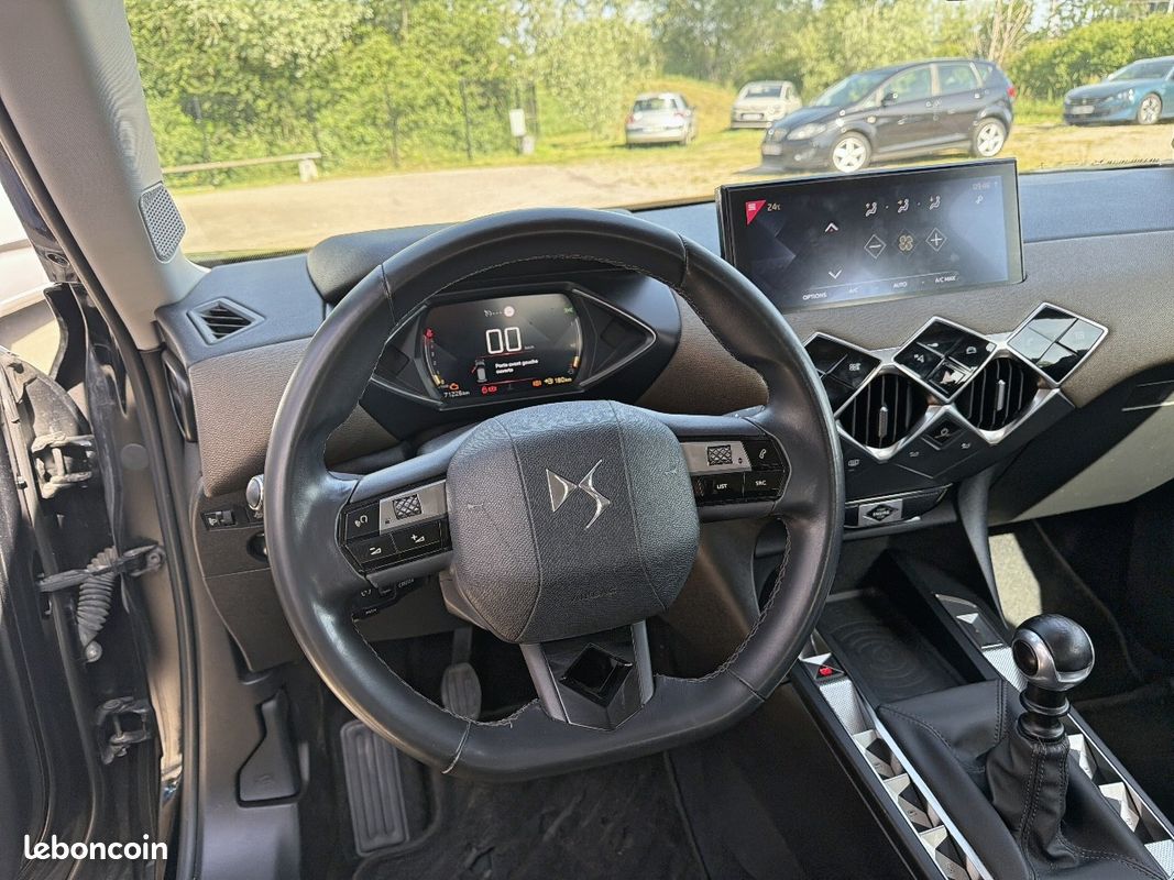 DS DS 3 Crossback BlueHdi 100 S&S BVM6 Business (image 11)