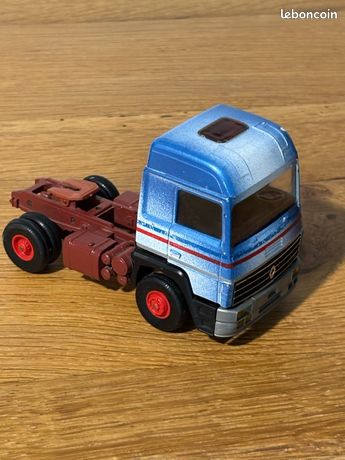 AV115 LBS ELIGOR 1/43 1:43 RENAULT R380 BOURGEY MONTREUIL PROVENCE Ref ?? RARE