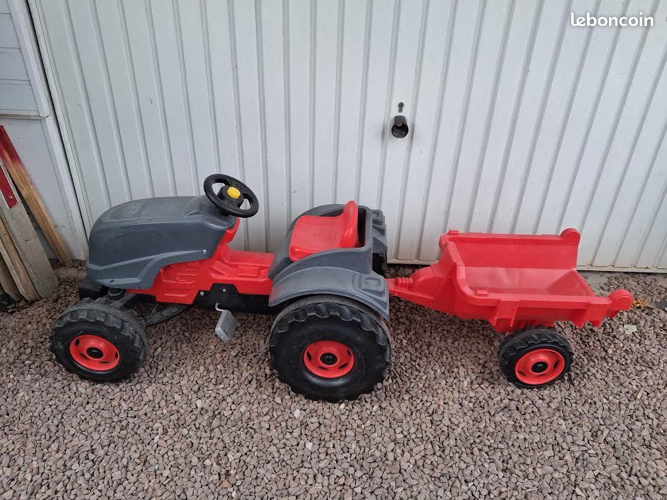 Tracteur avec remorque (image 1)