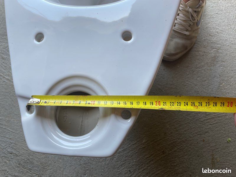 Wc (image 2)