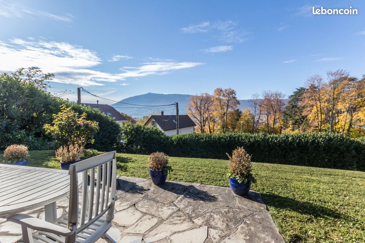 Maison 5 pièces 160 m² · à Veyrier-du-Lac · 160 m² · 1 490 000 €