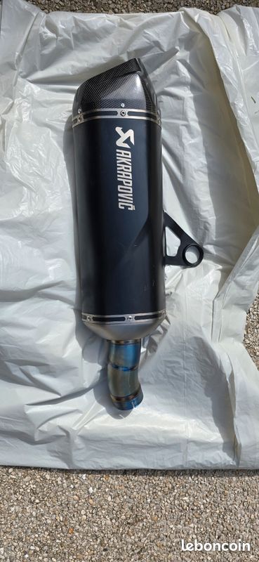 Akrapovic 1250Gs (image 1)