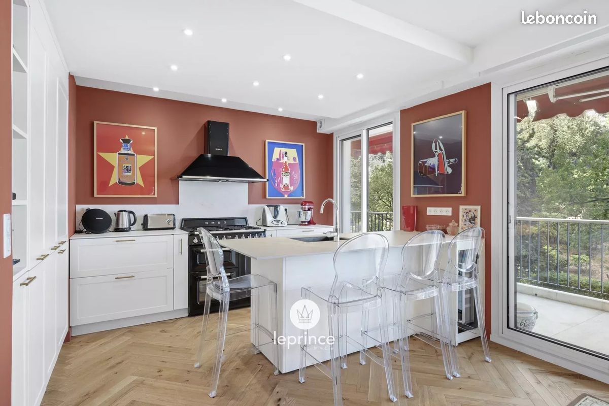 Appartement 4 pièces 95 m² · à Nice · 95 m² · 2 860 €/mois