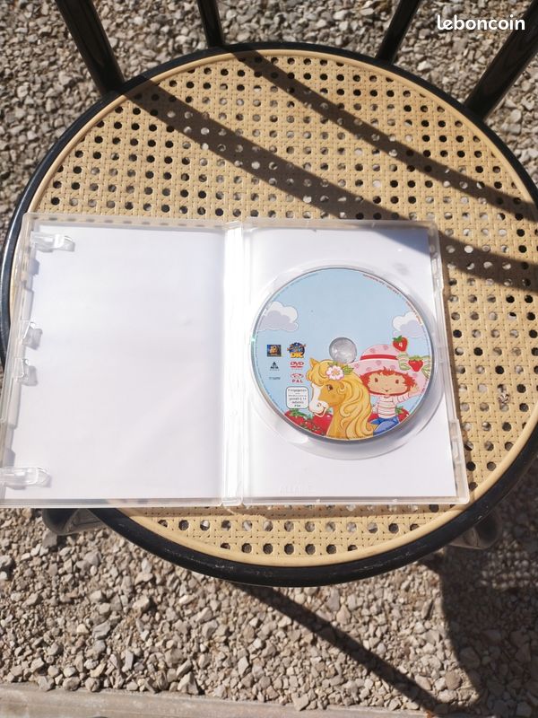 DVD Charlotte aux fraises (image 5)