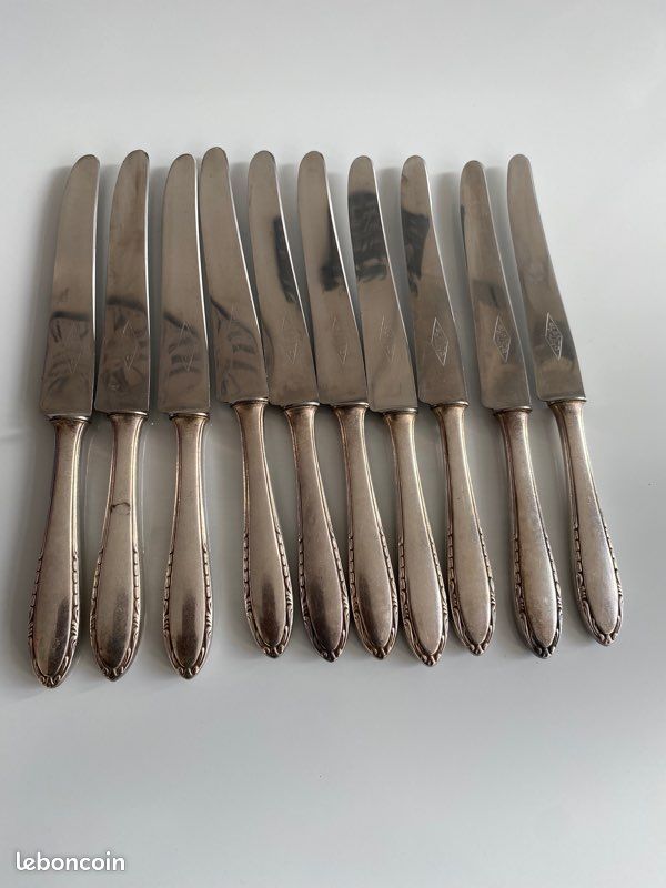 12 couteaux de table (image 1)