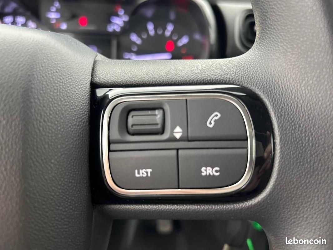 Citroën C3 PureTech 83 ch BVM5 - Plus (image 18)