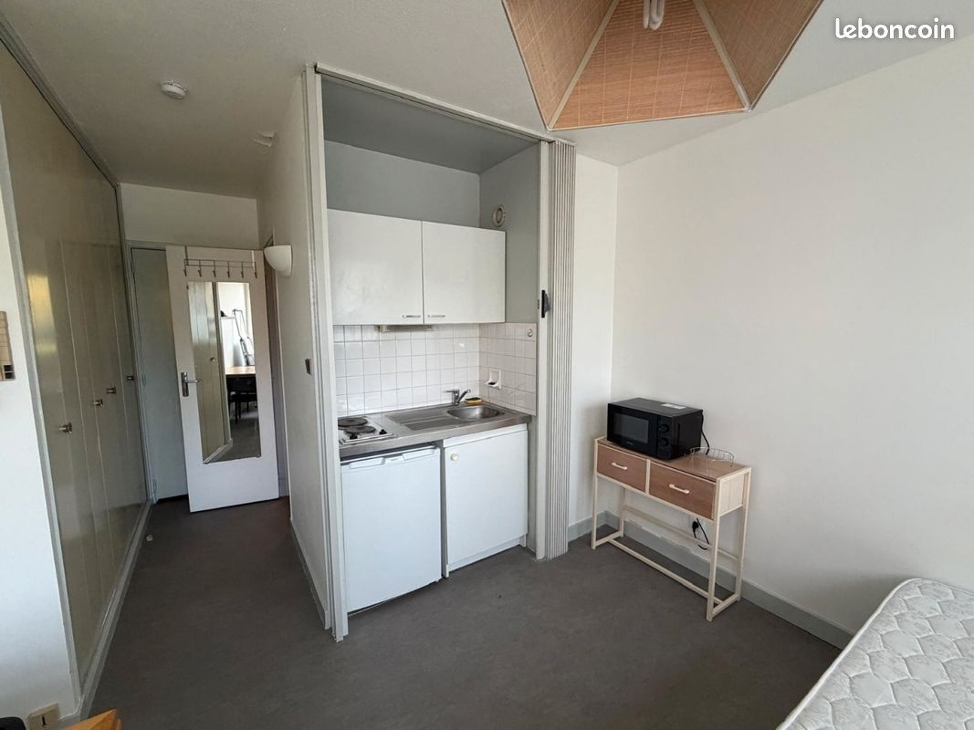 Appartement 1 pièce 18 m² · à Clermont-Ferrand · 18 m² · 450 €/mois