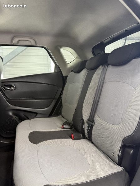 Renault CAPTUR 1.5 DCI 90CH INTENS EDC ECO² (image 15)