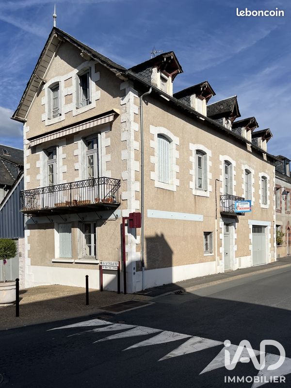 Maison 10 pièces 152 m² · à Allassac · 152 m² · 89 000 €