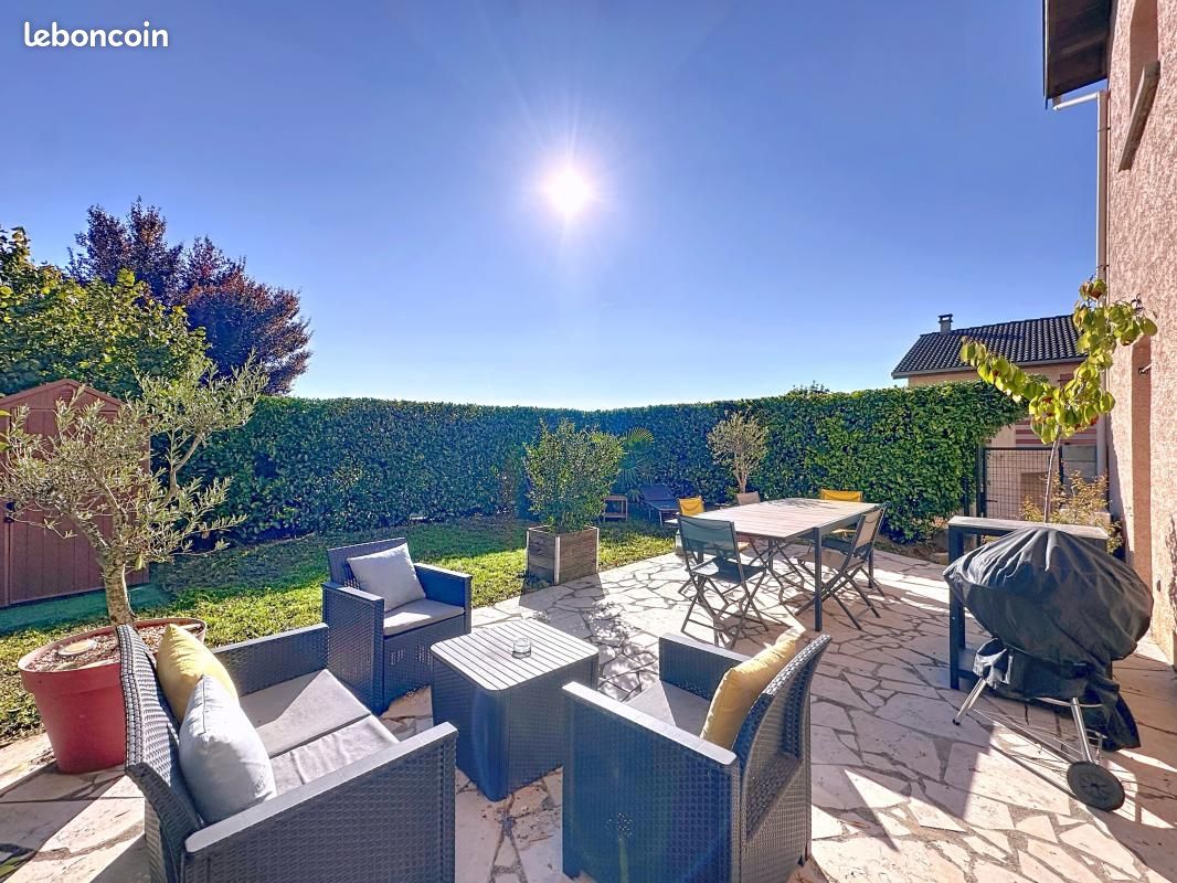 Appartement 3 pièces 80 m² · à Communay · 80 m² · 289 900 €