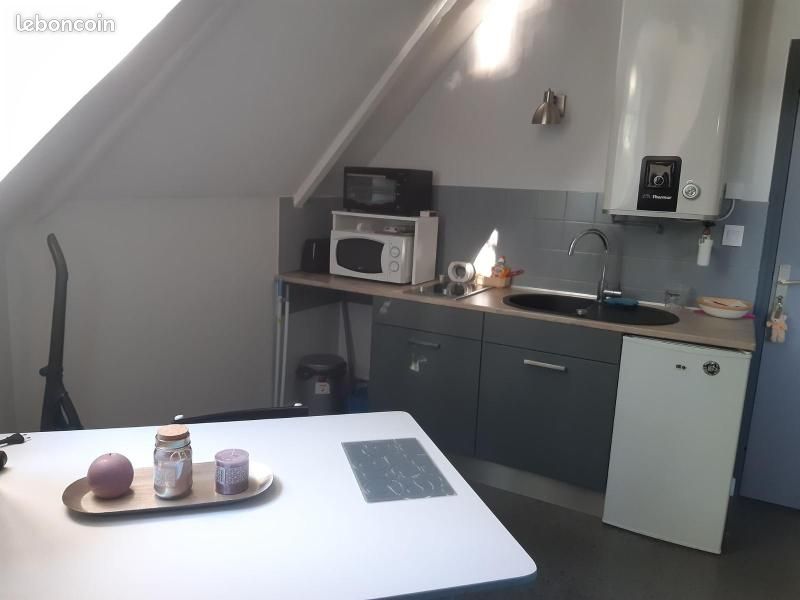 Appartement 1 pièce 15 m² · à Laval · 15 m² · 320 €
