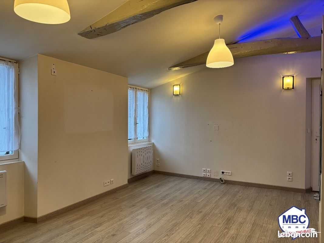 Appartement a louer beaupreau-en-mauges - 4 pièce(s) - 84 m2 - Surfyn