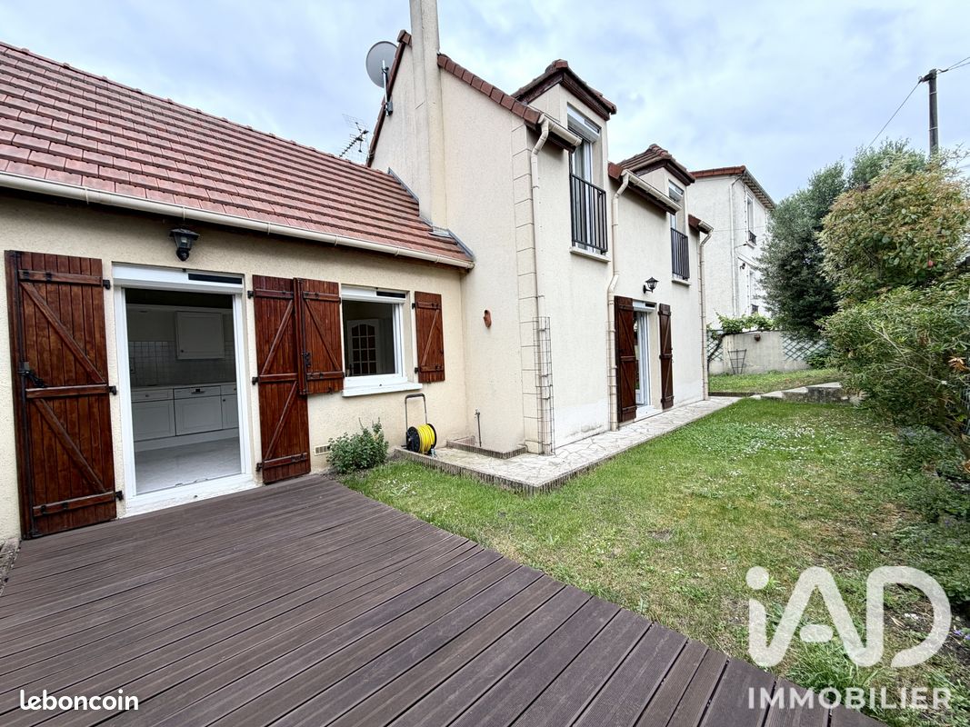 Maison 3 pièces 70 m² · à Sartrouville · 70 m² · 379 900 €