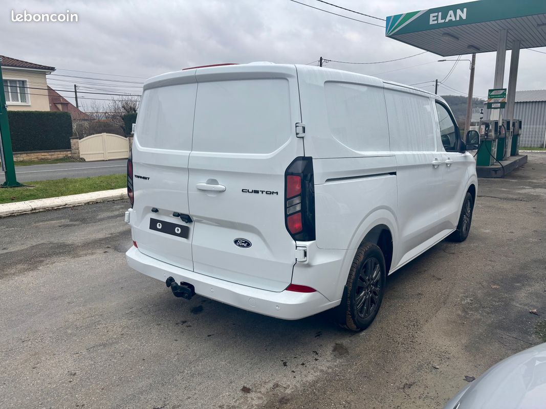 Ford transit custom fourgon 320 l1h1 2.0 ecoblue 170 LIMITED (image 4)