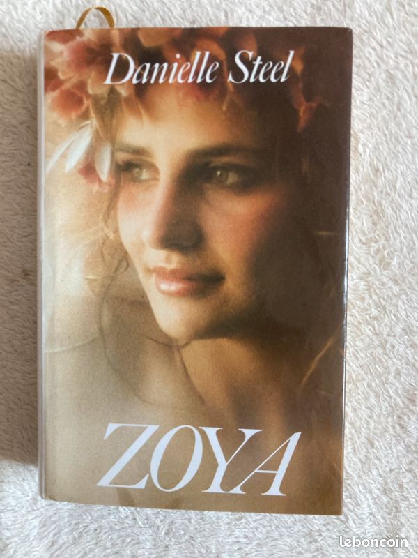 Livre Zoya Danielle Steel (image 1)