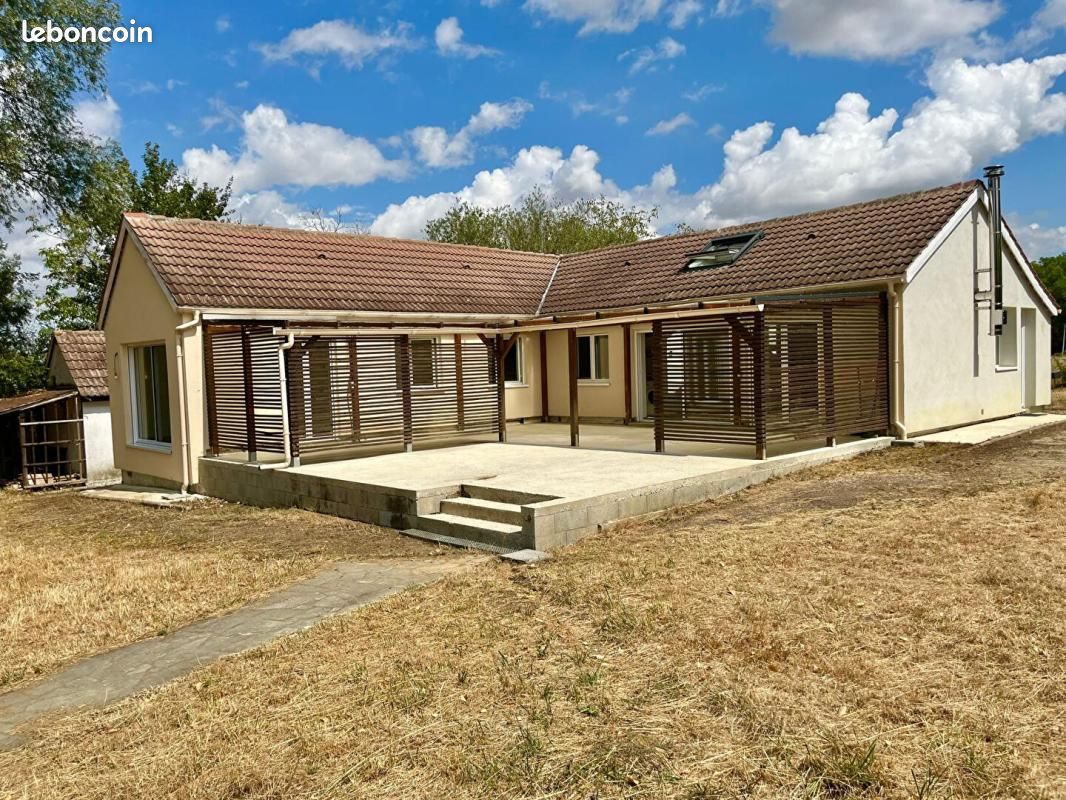 Maison 5 pièces 95 m² · à Varennes-Changy · 95 m² · 230 000 €