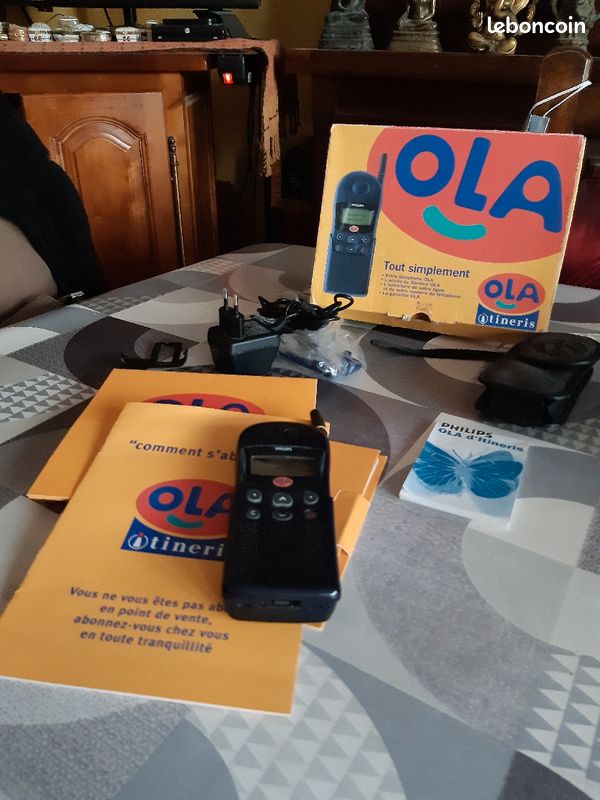 OLA un des 1ers téléphones portables (image 1)