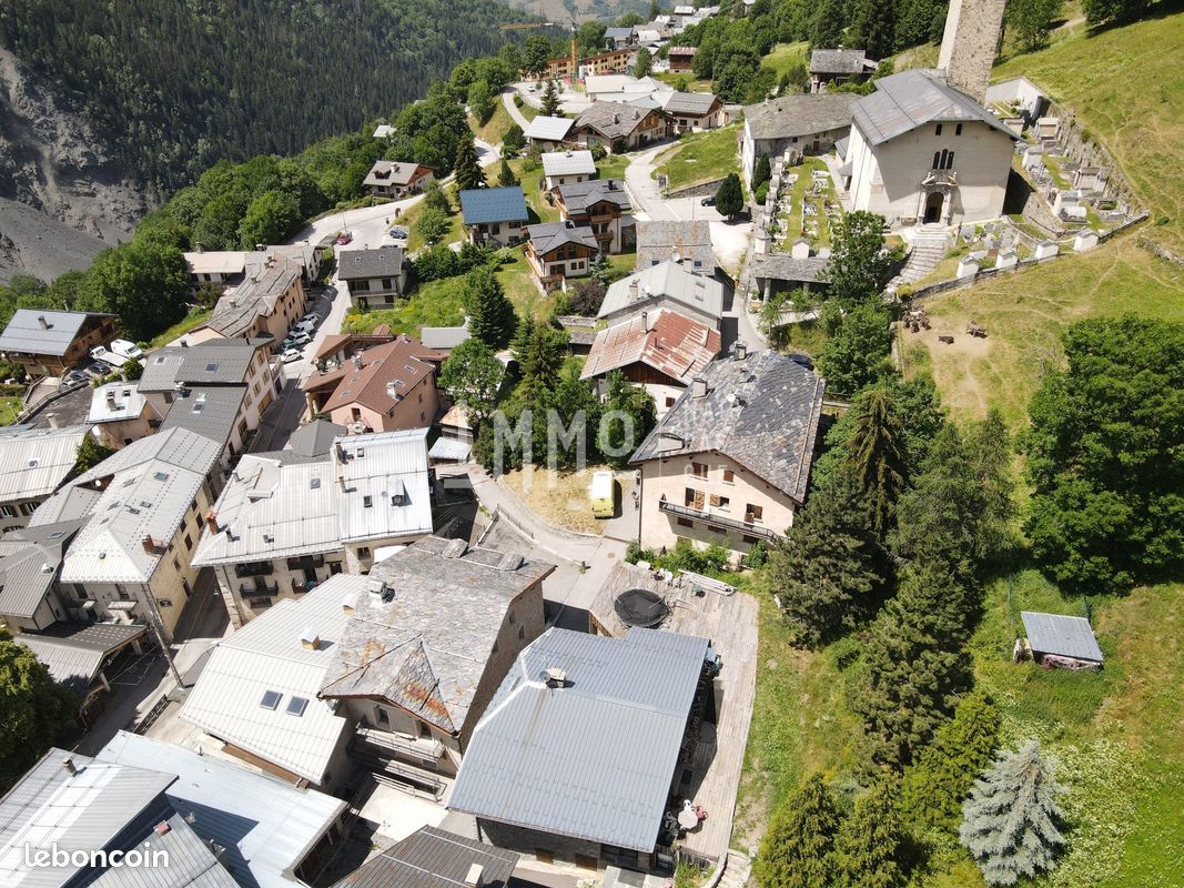 Appartement 3 pièces 48 m² · à Peisey-Nancroix · 48 m² · 250 000 €