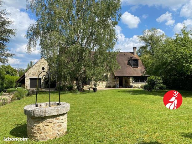 Maison 8 pièces 205 m²