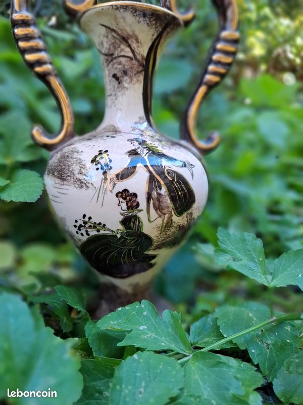 Superbe Vase Amphore En Céramique Blanche - Sculpture Vintage Artisanal Des Années 70, Fabrication Italienne