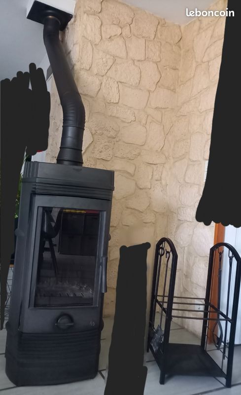 Poêle à bois Invicta 12kw (image 1)
