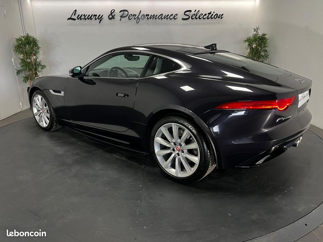 JAGUAR F.TYPE Coupé 3.0 V6 S 380ch - 1°main - 22000km - Peinture spéciale (reflet violet) - Suivi Jaguar (image 3)