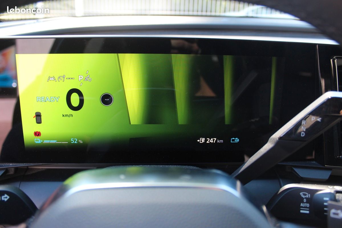 RENAULT Scenic V E-TECH ELECTRIQUE 220 GRANDE AUTONOMIE TECHNO PACK ICONIC 87 KW + CHARGE RAPIDE (image 19)