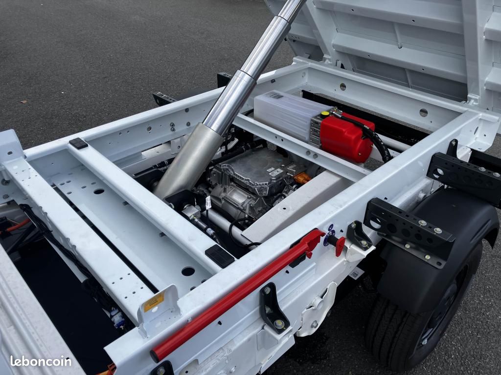 PIAGGIO PORTER NPE * 31 944 HT*ELECTRIQUE E-NP6 2650 BENNE BASCULANTE CABRETA 2125 x 1610 (image 21)