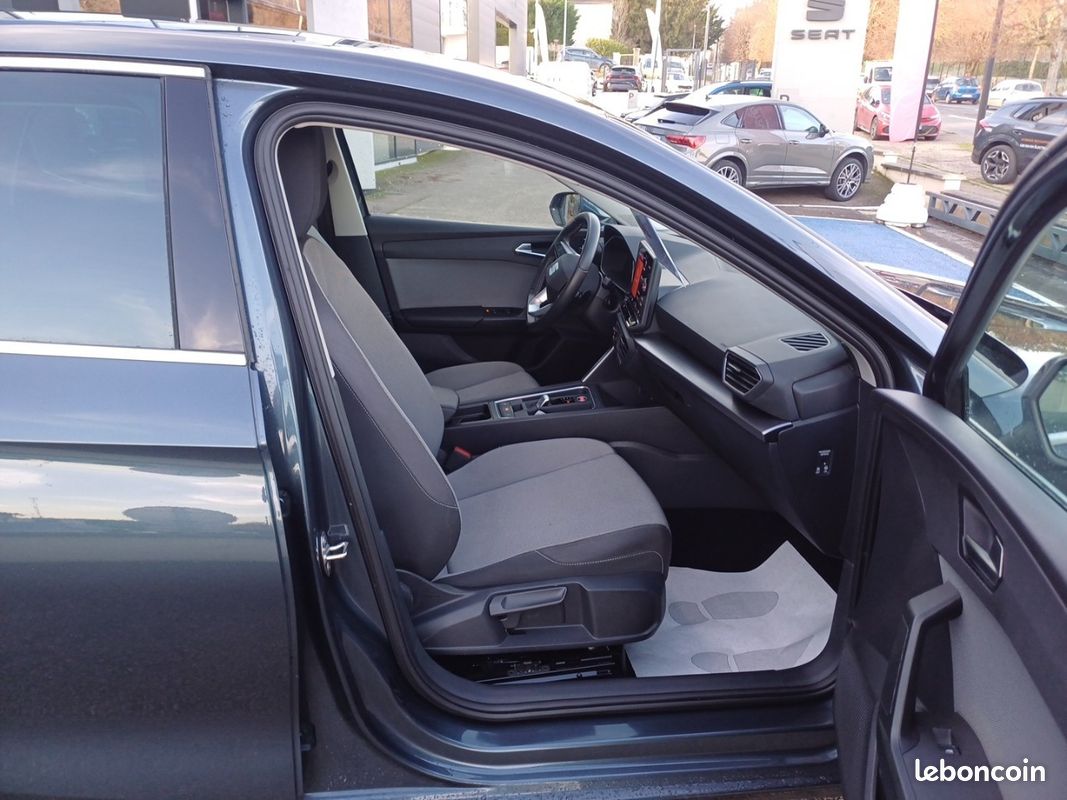 SEAT Leon 1.5 eTSI Hybrid 115 DSG7 Business (image 18)