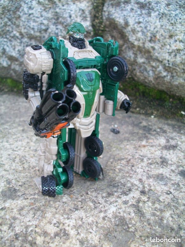 Figurine "AUTOBOT HOUND - TRANSFORMERS 4" 2014 (image 1)