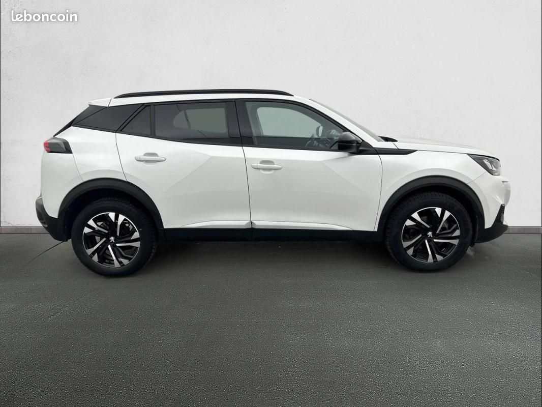 Peugeot 2008 BlueHDi 130 S&S EAT8 - Allure Pack (image 4)