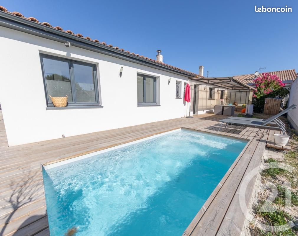 Maison 5 pièces 83 m² · à Saint-Médard-en-Jalles · 83 m² · 365 000 €