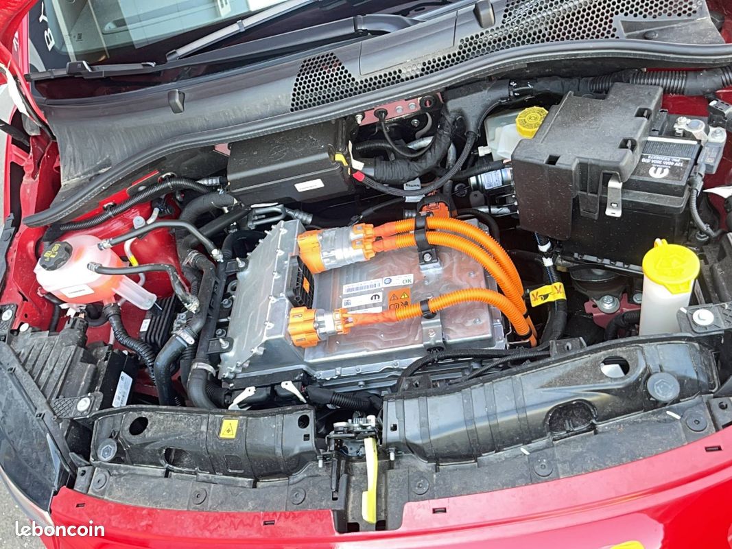 ABARTH 500C e 155 ch Pack (image 12)