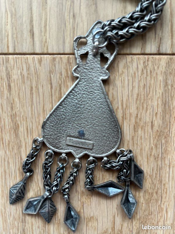 Pendentif Scooter Argenté – Taille Unique, Style Rétro