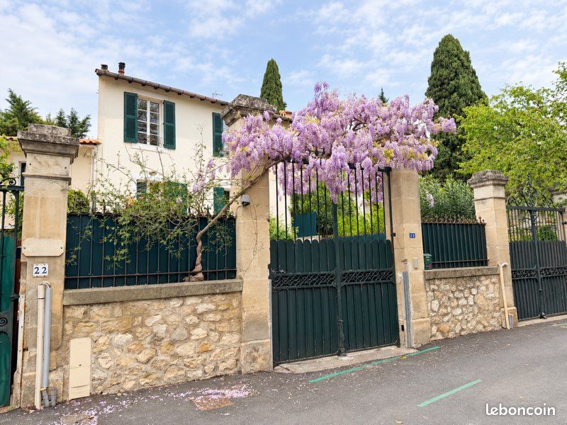 Maison 4 pièces 101 m² · à Villeneuve-lès-Avignon · 101 m² · 450 000 €
