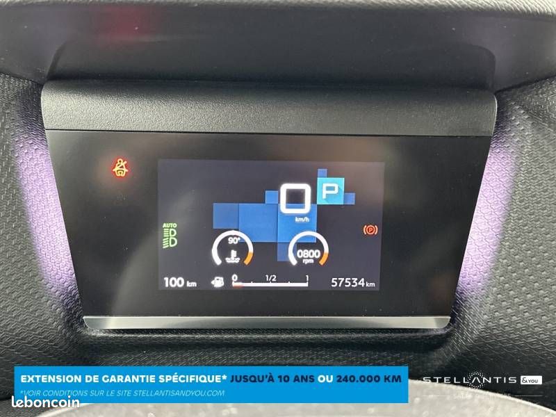 Citroën C4 BlueHDi 130 S&S EAT8 Shine Pack (image 22)
