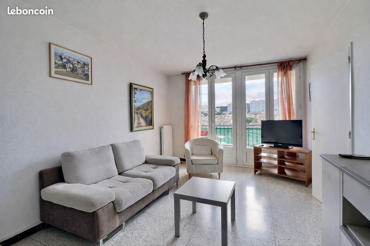 Appartement 3 pièces 63 m² · à Marseille · 63 m² · 132 000 €
