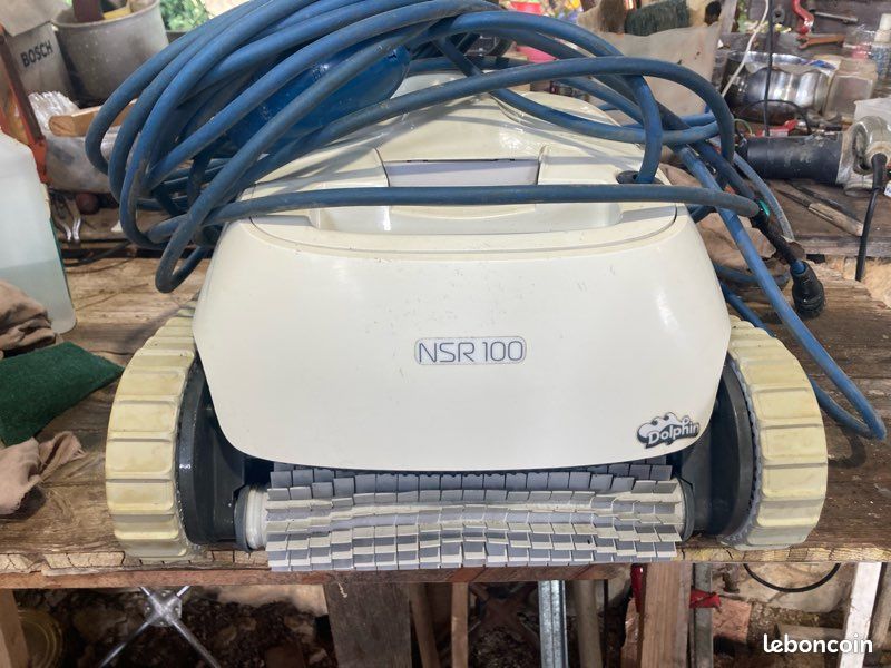 Robot de piscine Dolphin 60 (image 2)