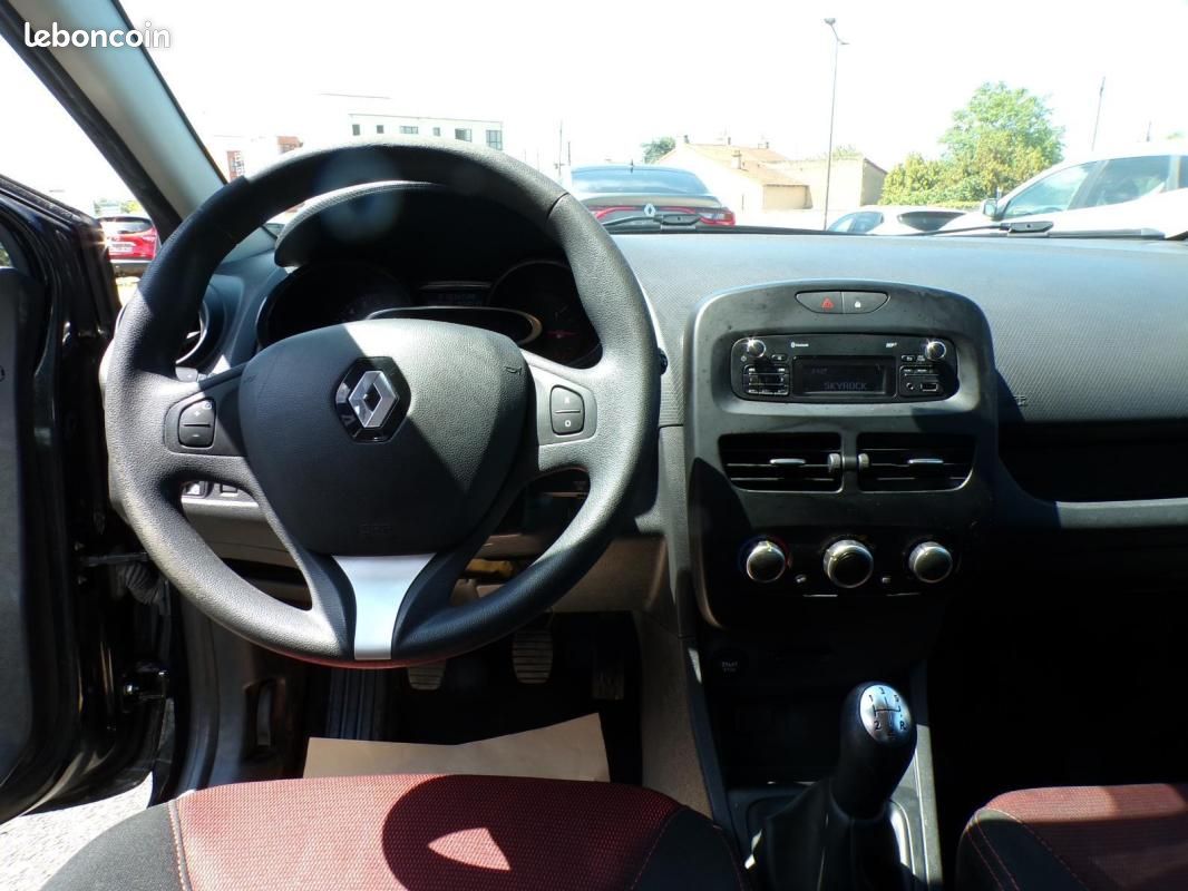 Renault Clio 4 LIFE 1.2L 16V (image 12)