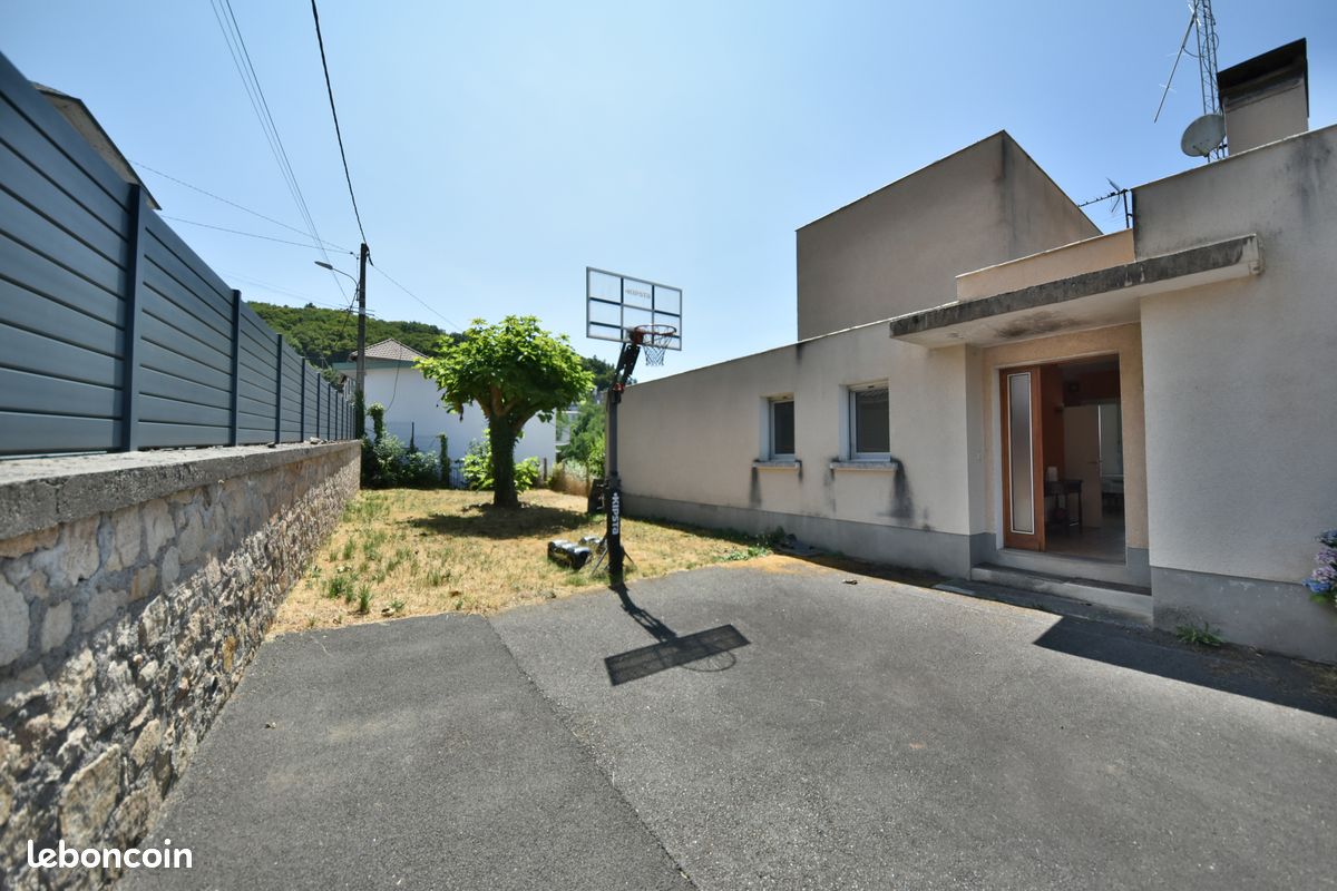 Maison 7 pièces 203 m² · à Tulle · 203 m² · 164 999 €