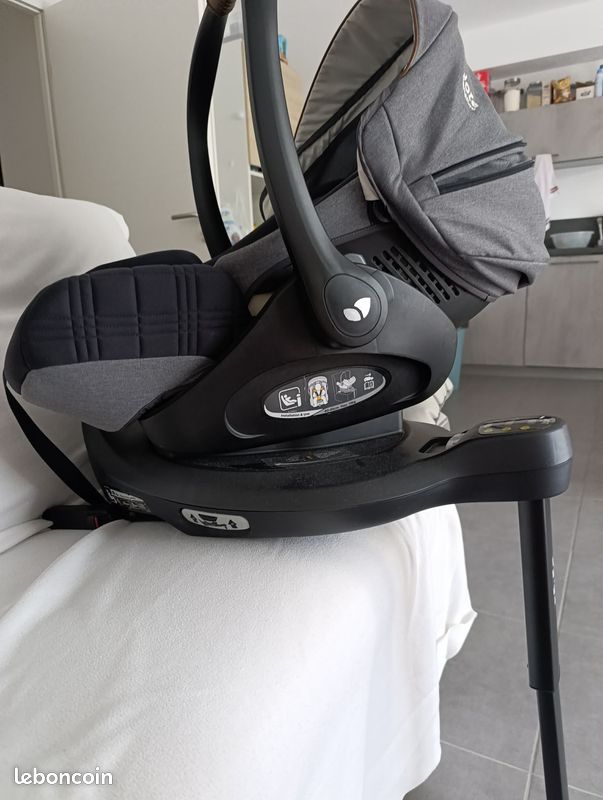 Cosy + base isofix pivotante JOIE (image 1)