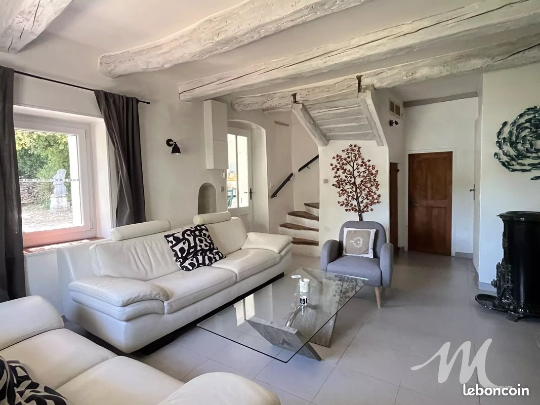 Maison 4 pièces 100 m² · à Barjols · 100 m² · 418 000 €